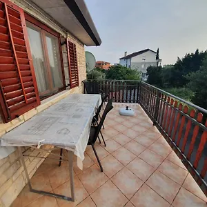 https://anja-umag.in-istria.net
